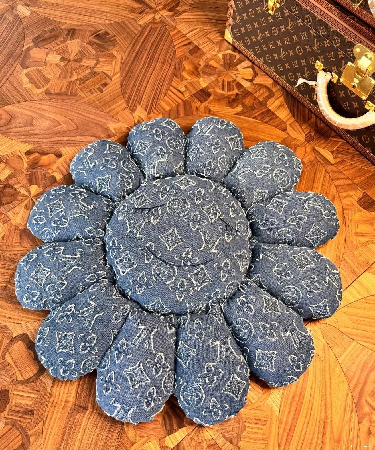 PLUSH FLOWER CUSTOM LV MURAKAMI 0818